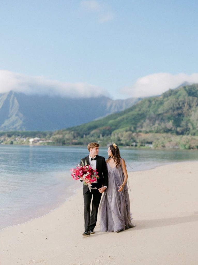 Secret Island beach wedding in Hawaii