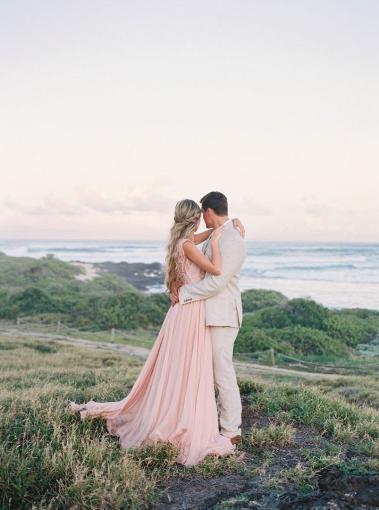 Hawaii -Beach -Elopement-wedding-bride-groom