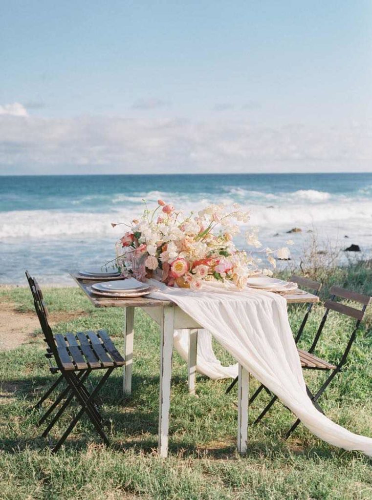 Hawaii -wedding -elopement-table-centerpiece
 