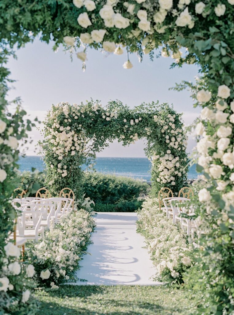Yankees captain maui wedding photo